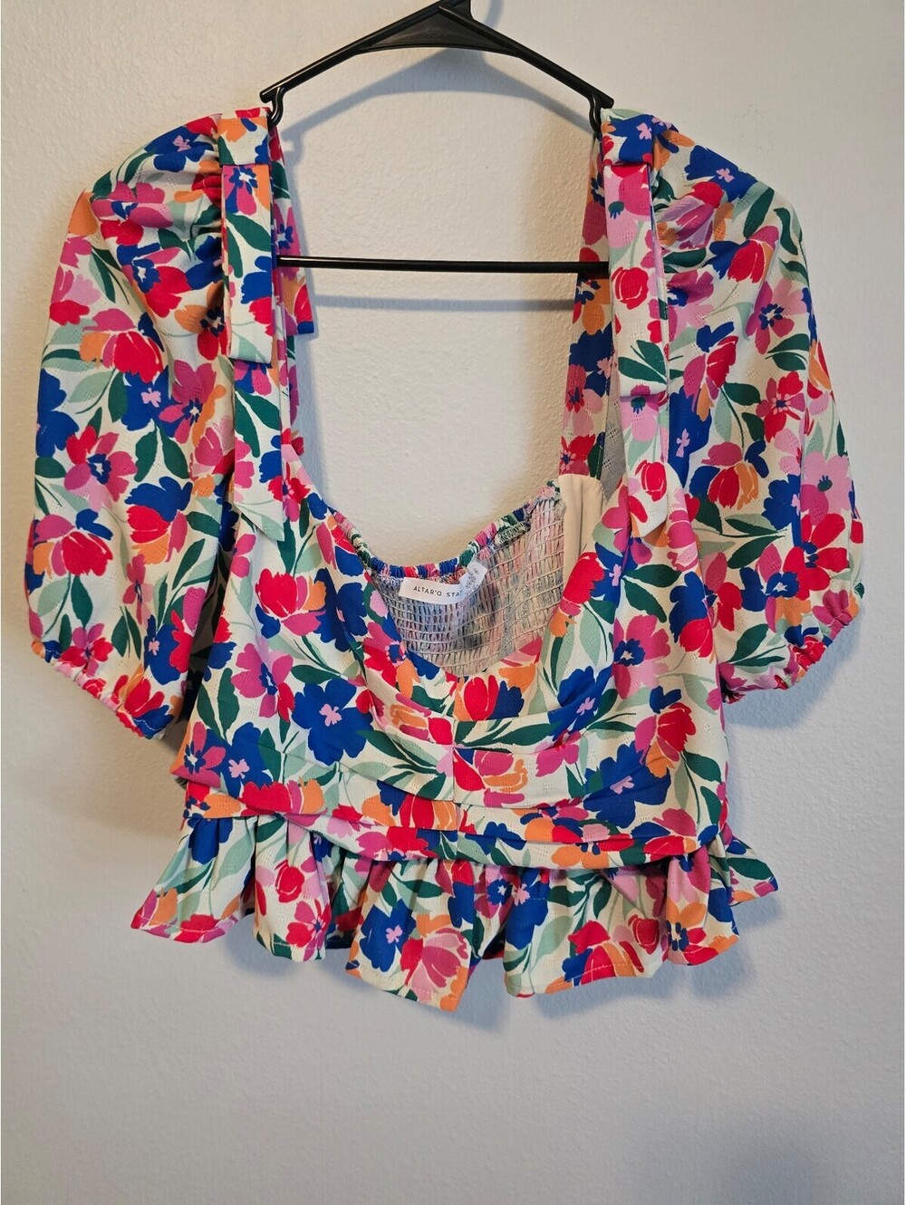 Altar'd State Floral Cropped Blouse with Puff Sleeve (XL)